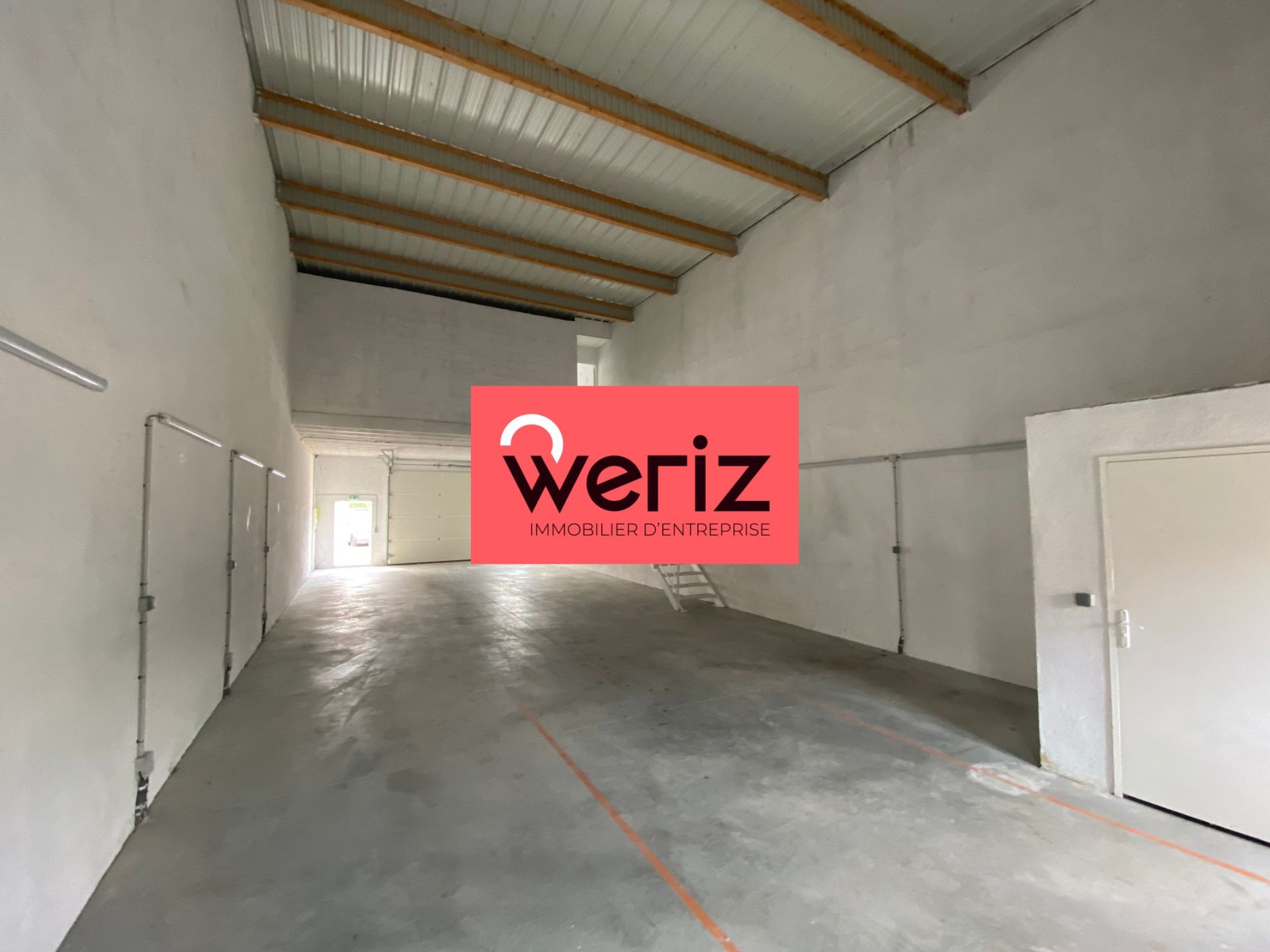 Location Entrepôt Aubagne 13400