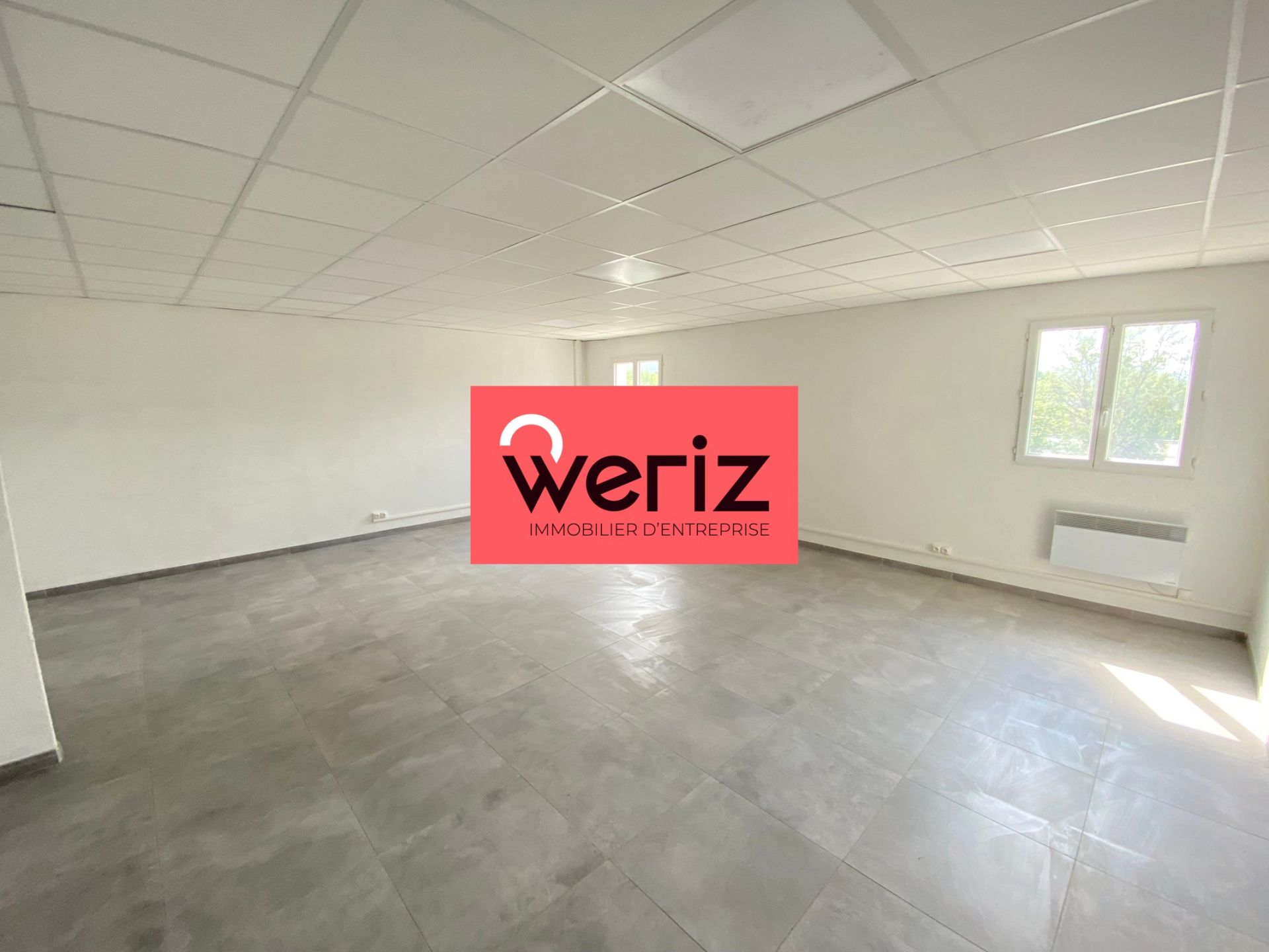 Location Entrepôt Aubagne 13400