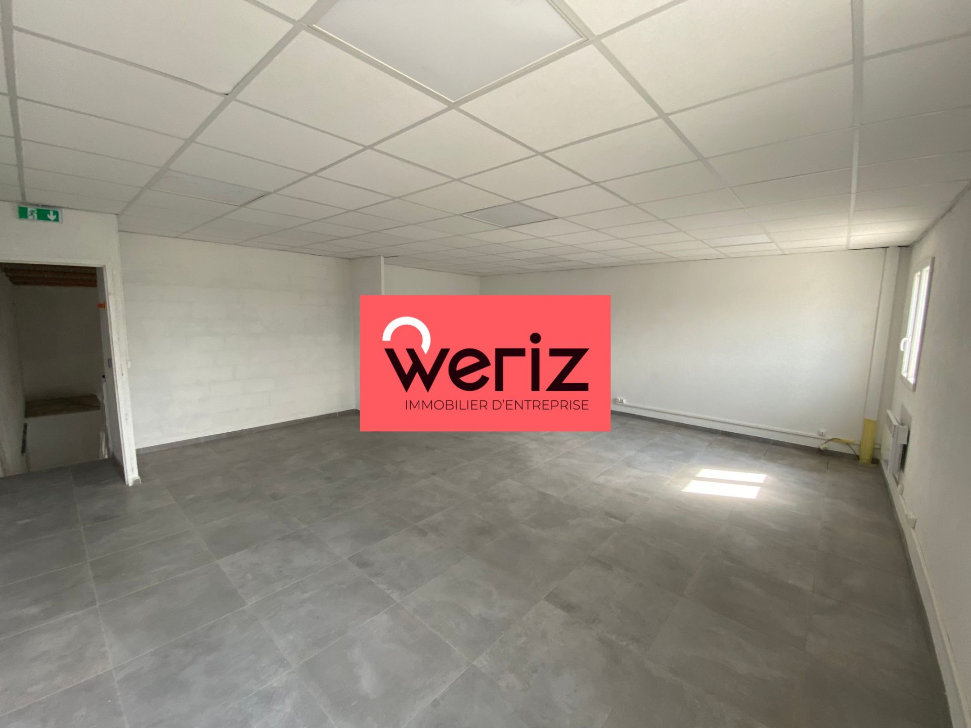 Location Entrepôt Aubagne 13400