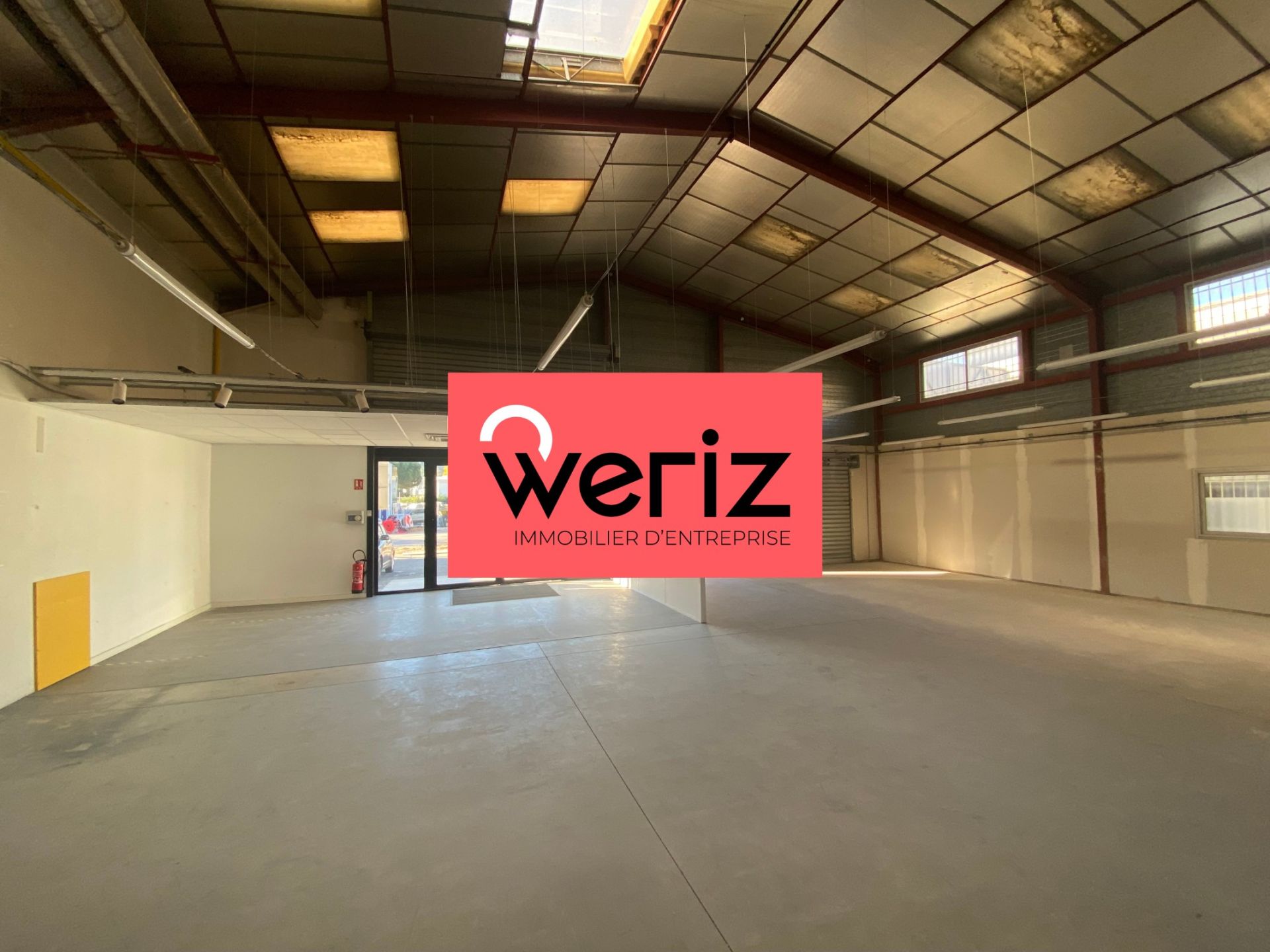 Location Entrepôt Aubagne 13400
