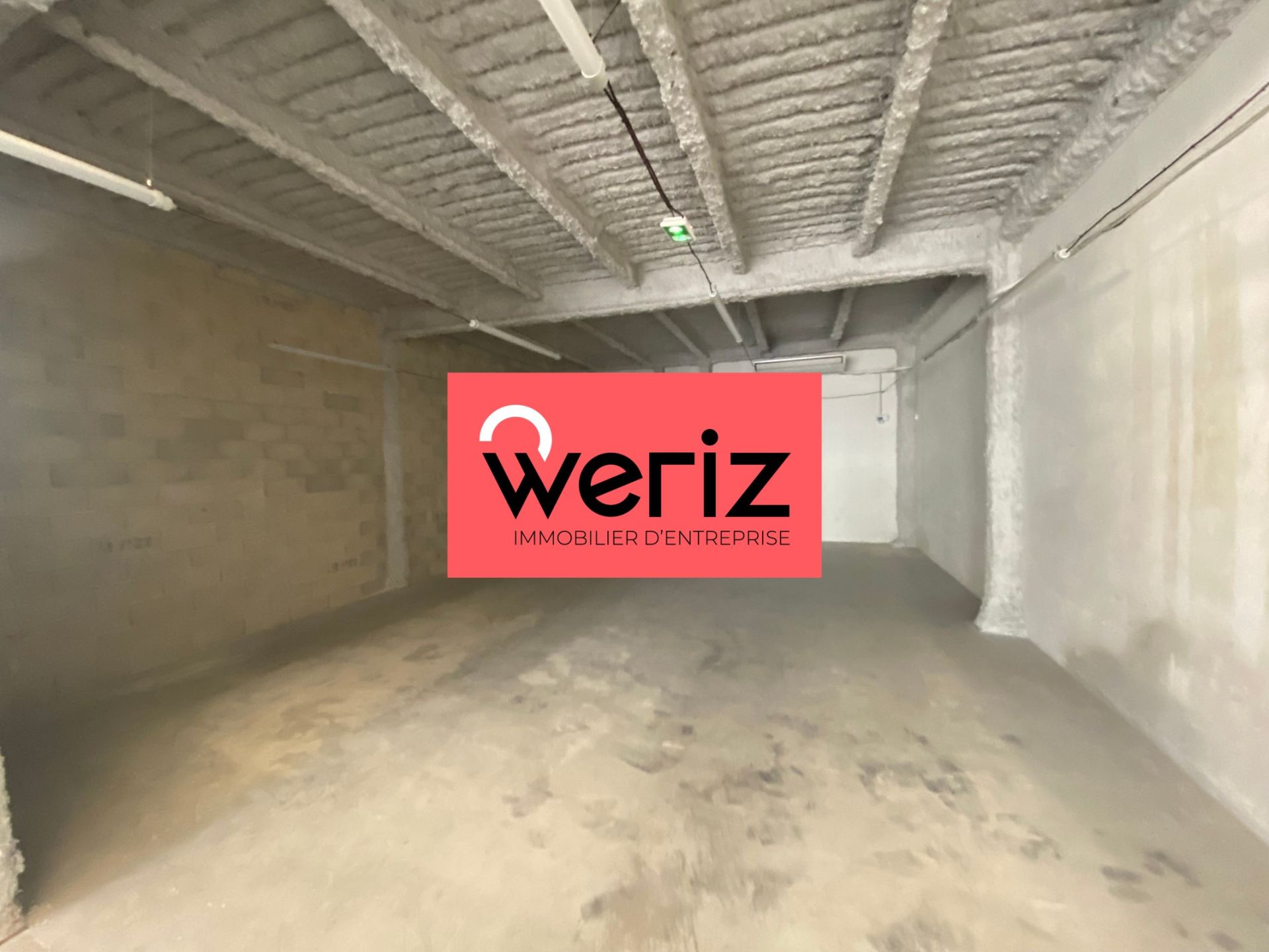 Location Entrepôt Aubagne 13400