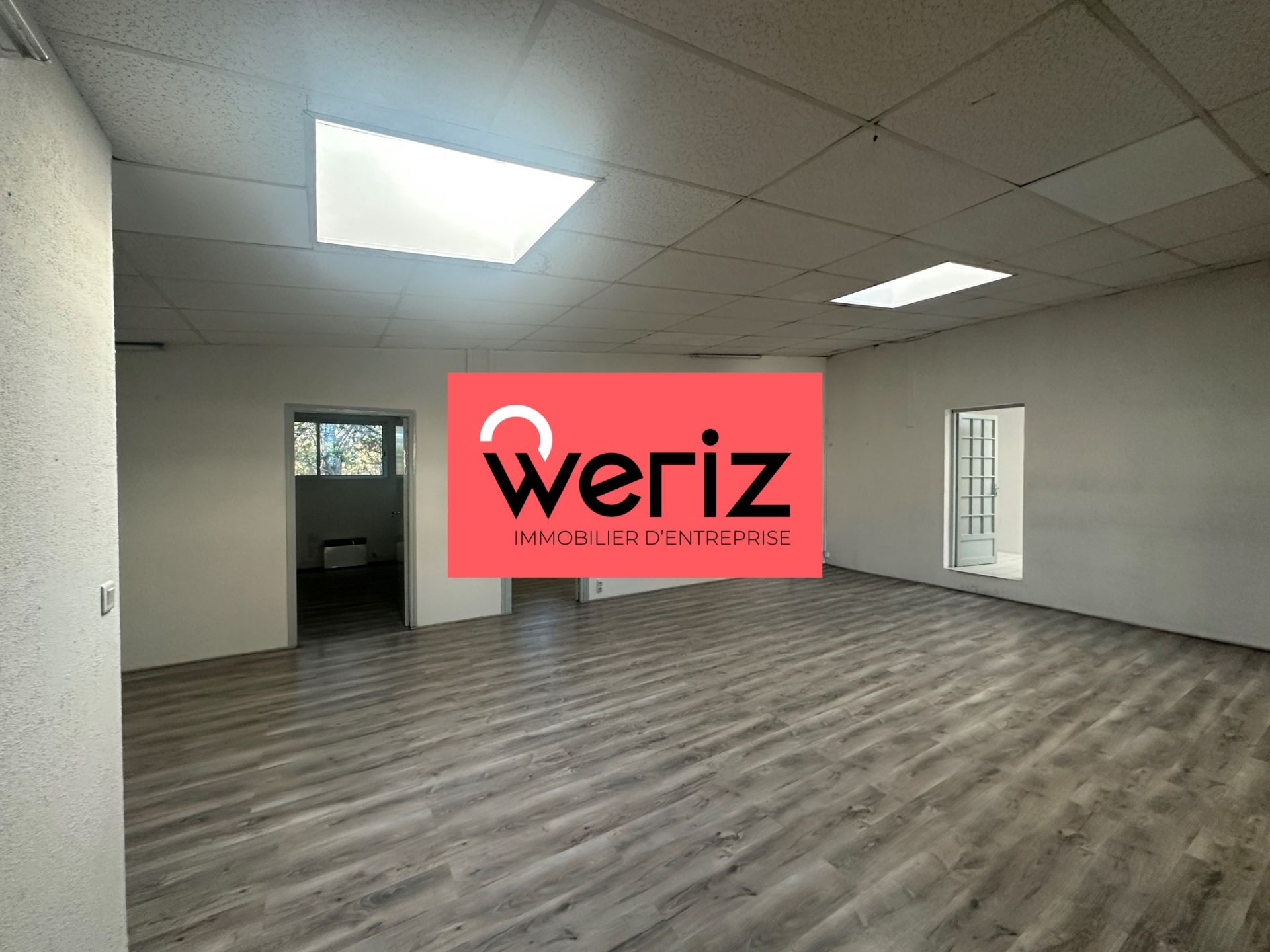 Location Entrepôt Venelles 13770