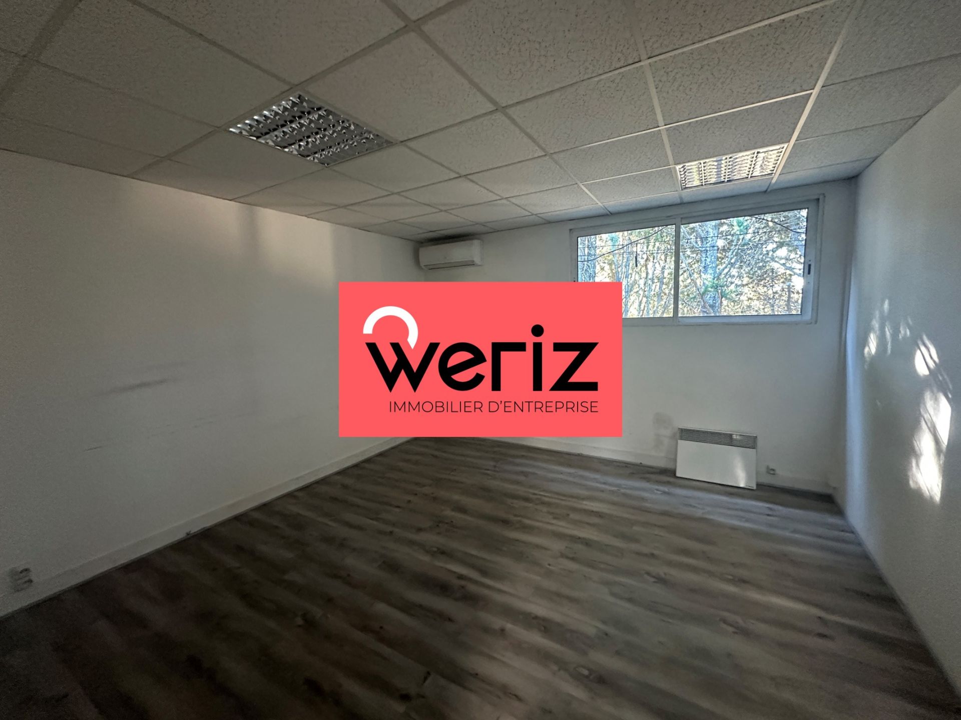 Location Entrepôt Venelles 13770