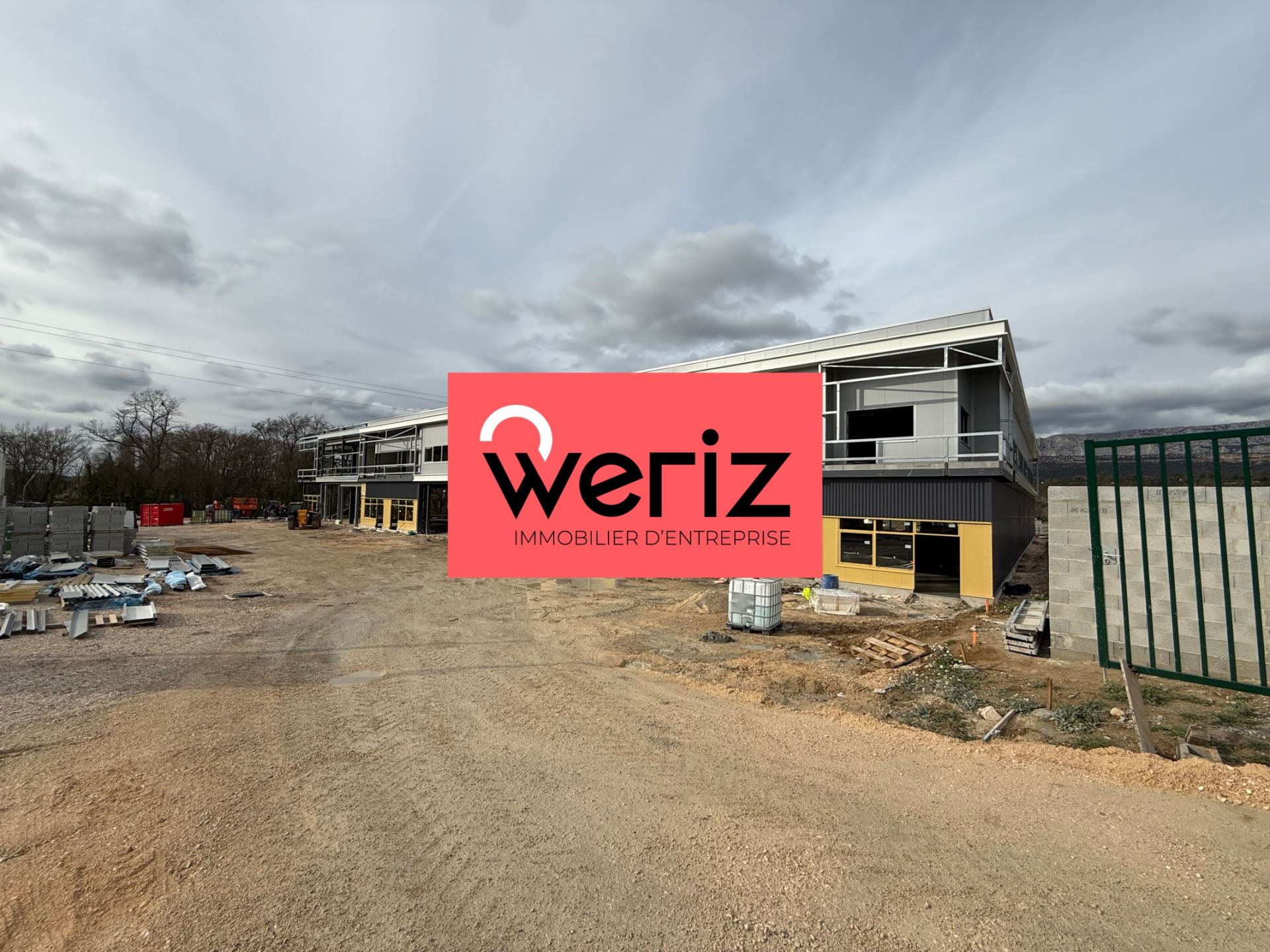 Vente Entrepôt Rousset 13790