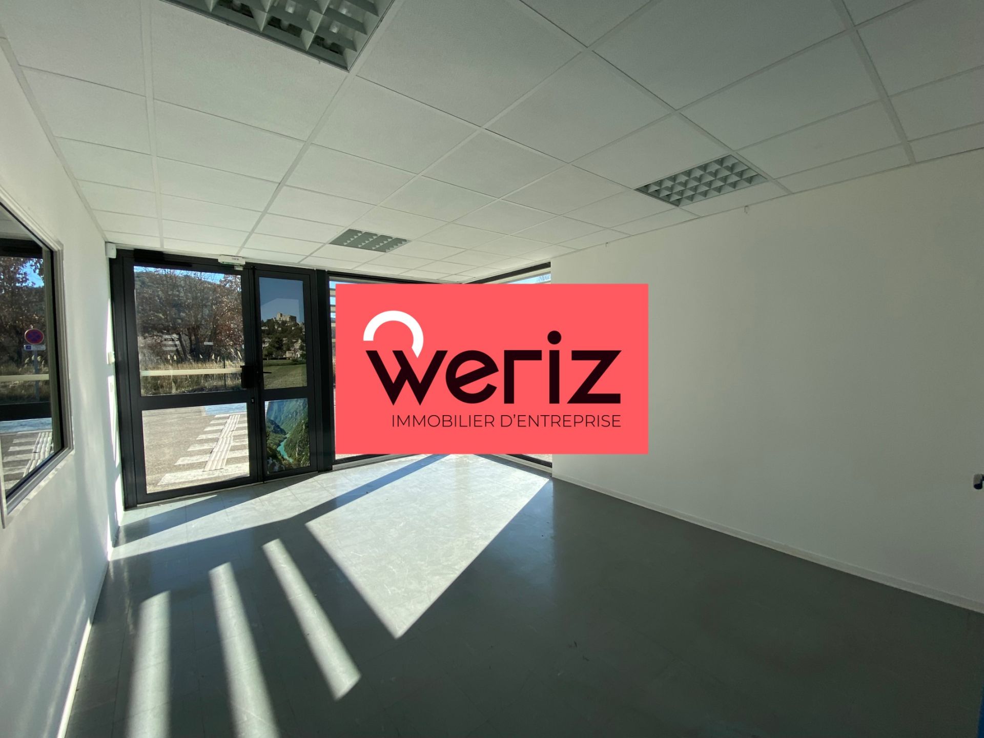 Vente Entrepôt Esparron-de-Verdon 04800