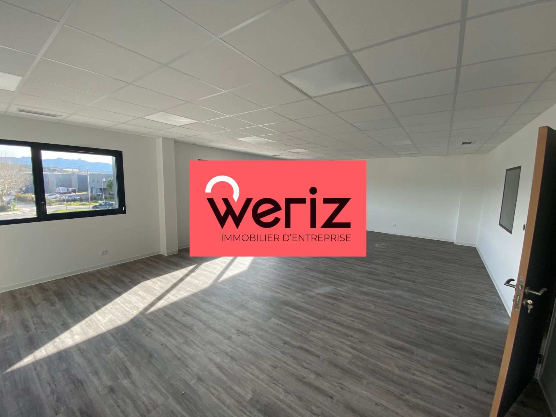Location Entrepôt Meyreuil 13590