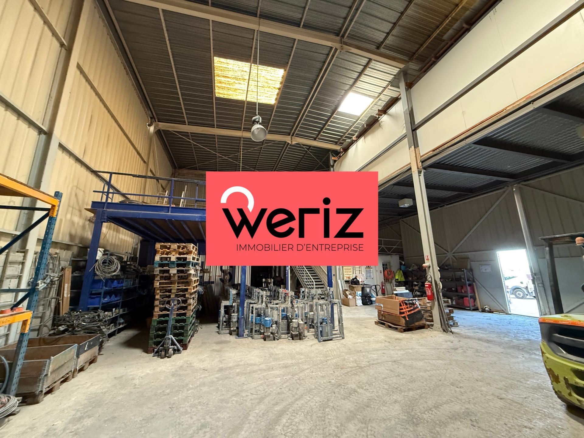 entrepôt en location sur LE ROVE (13740)