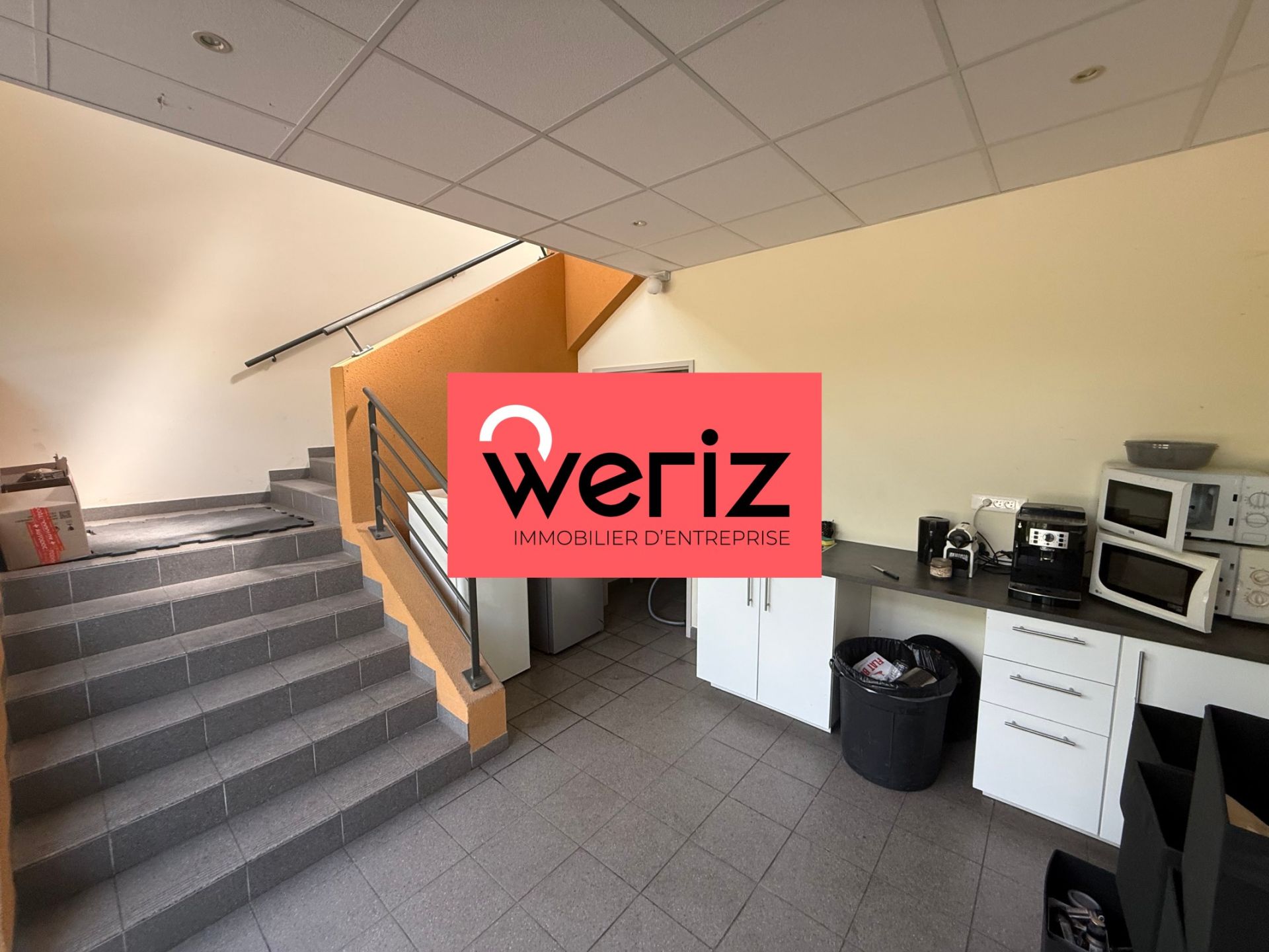 Location Entrepôt Aubagne 13400