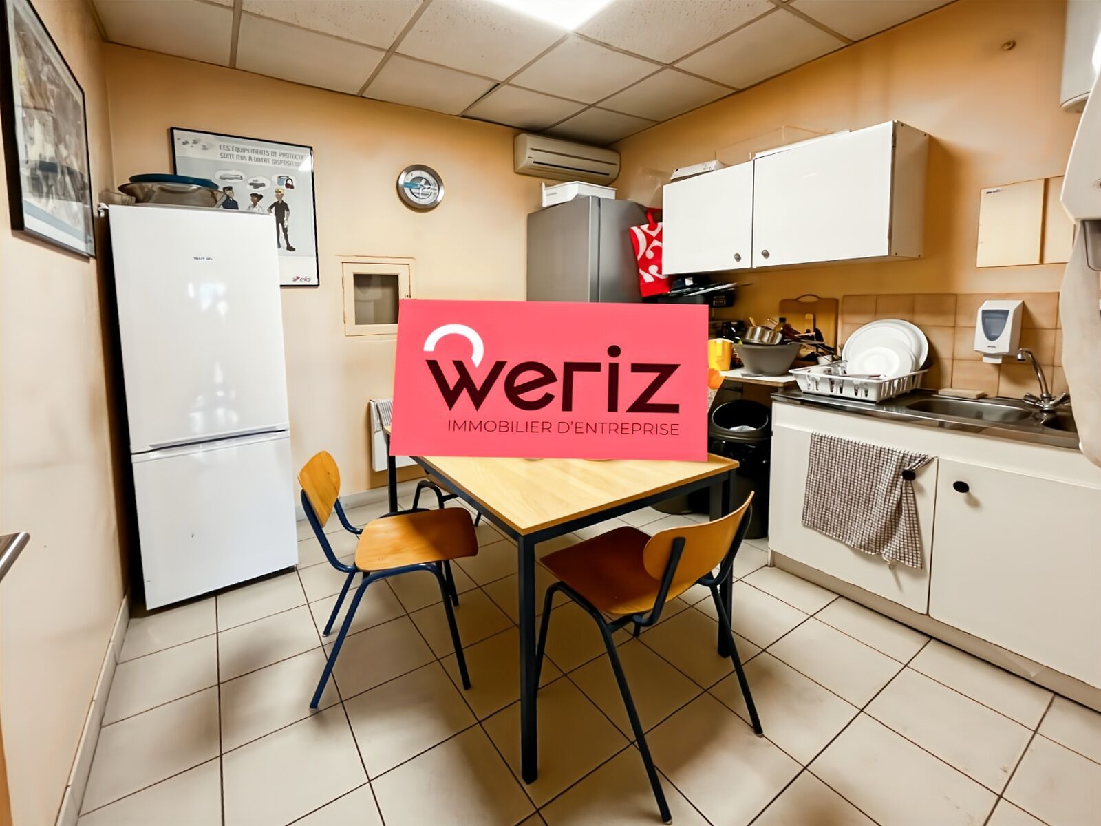 Location Entrepôt Velaux 13880
