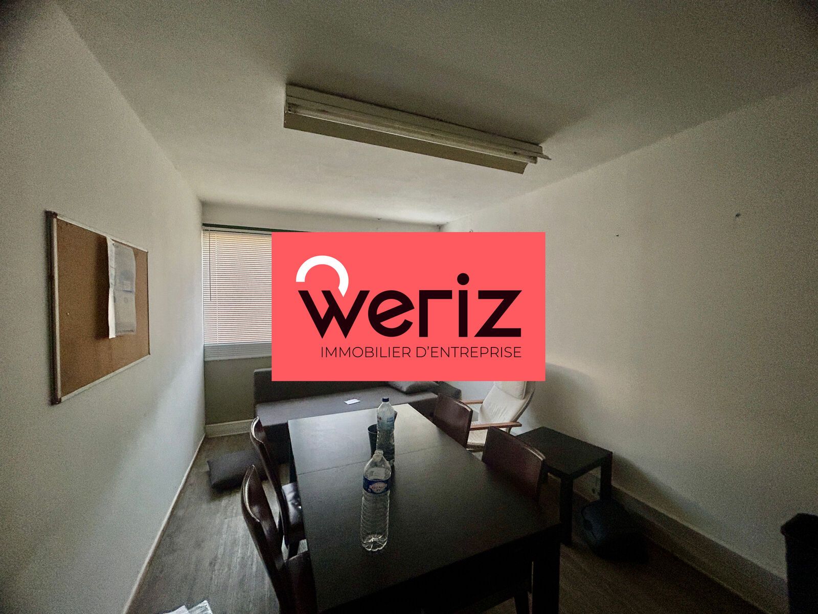 Location Entrepôt Éguilles 13510