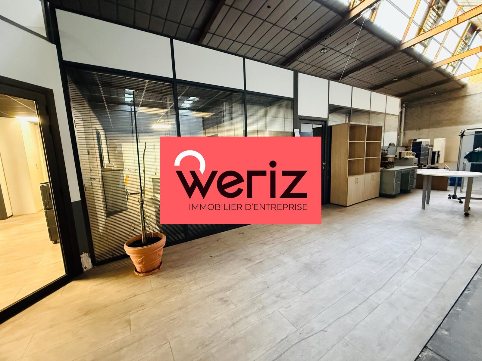 Location Entrepôt Vitrolles 13127