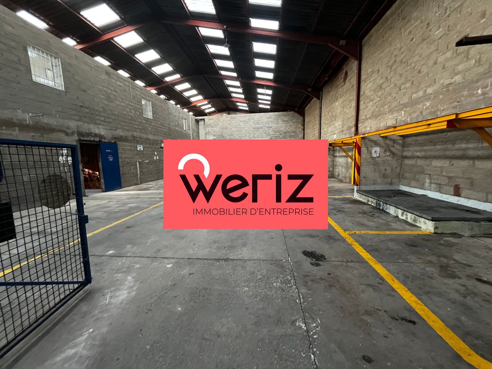 entrepôt en location sur CHATEAUNEUF LES MARTIGUES (13220)