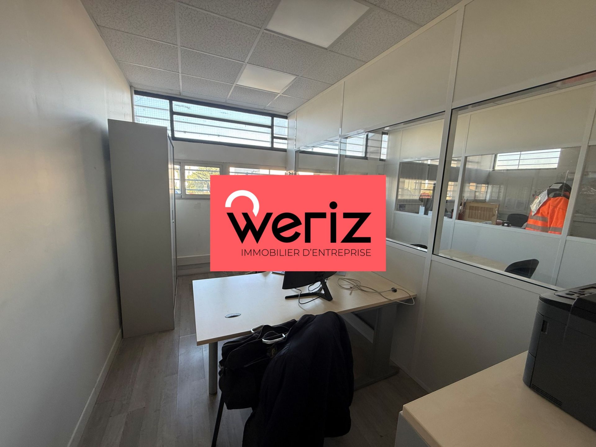 Location Entrepôt Vitrolles 13127