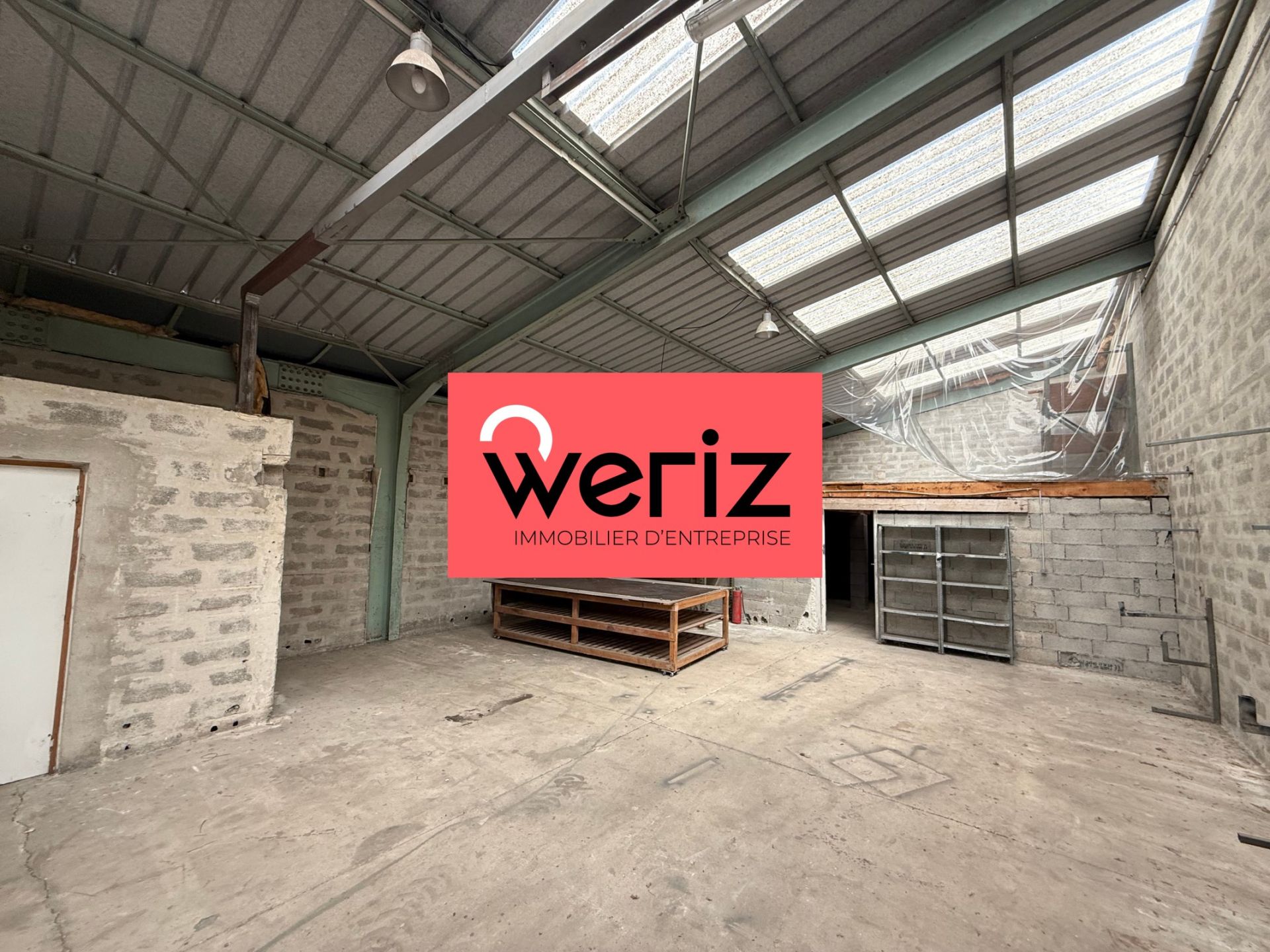 entrepôt en location sur AIX EN PROVENCE (13100)