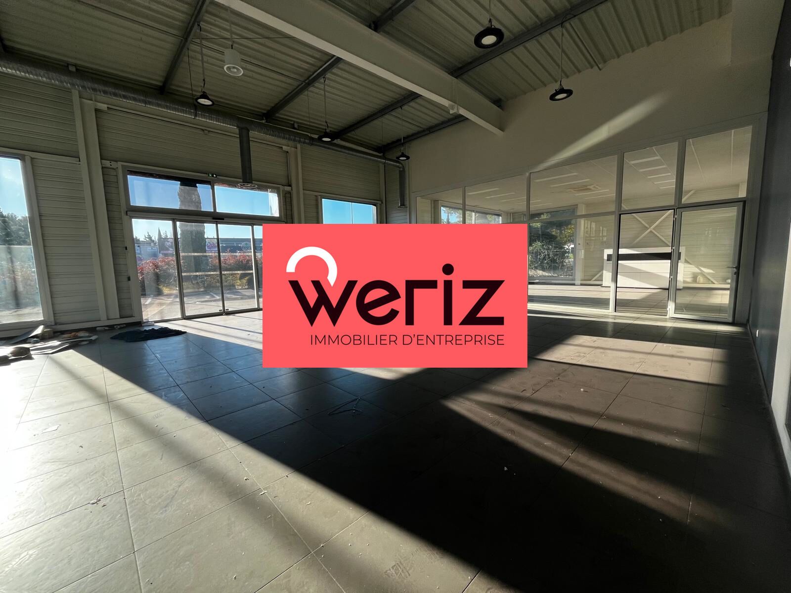 entrepôt en location sur SAINT MITRE LES REMPARTS (13920)
