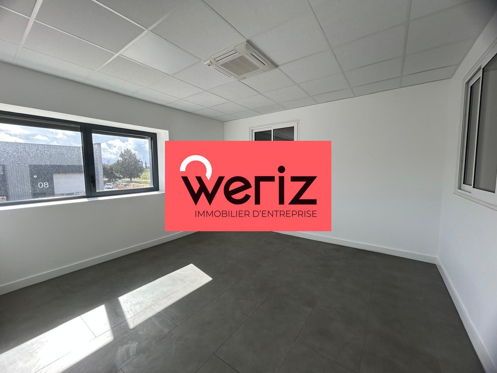 Location Entrepôt Vitrolles 13127