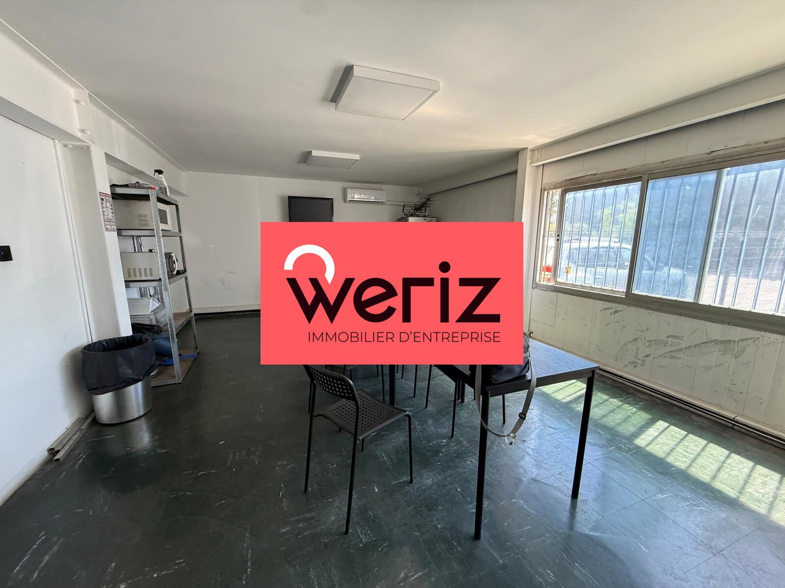 Location Entrepôt Marignane 13700
